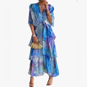 Amazon: Blue Floral Maxi Dress